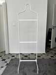 Cabideiro de pé branco Ikea