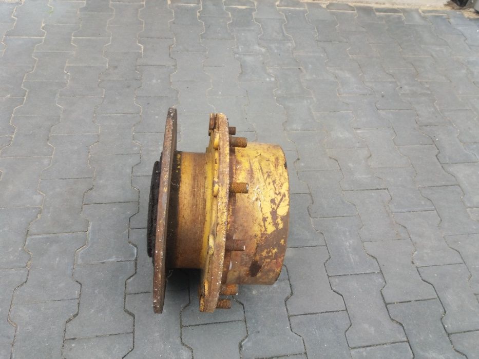 LKT 81 TURBO Piasta Obudowa Mostu Most Radoje Dakić Jugosłowiański 81T