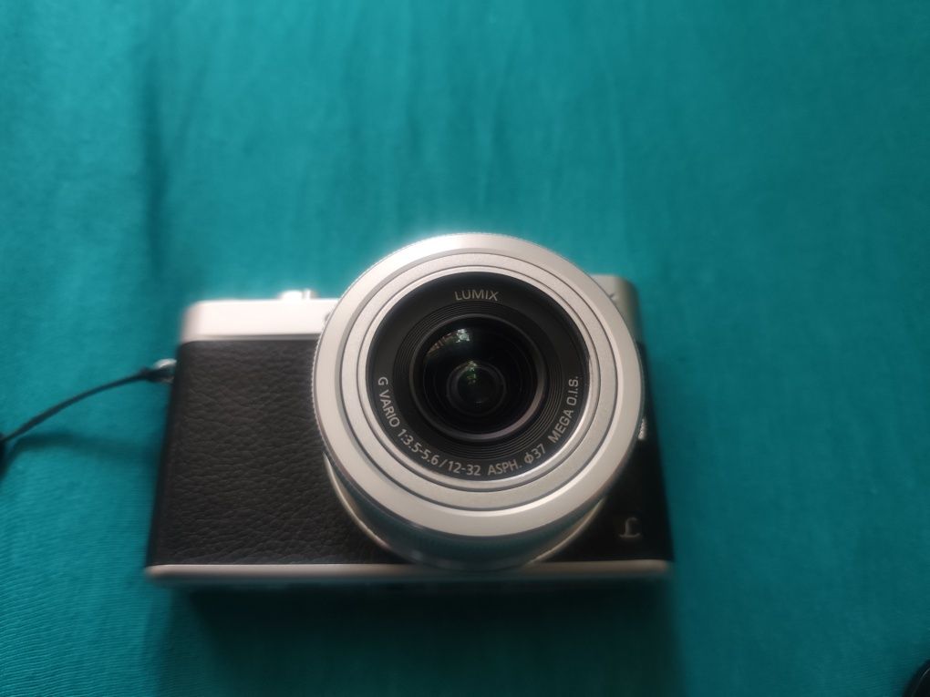 Panasonic Lumix DC-GX800K