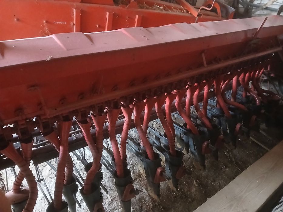 Sprzedam siewnik konny