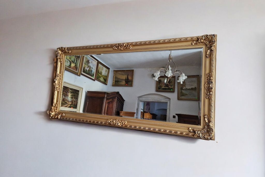 Lustro krysztalowe w zlotej drewnianej ramie w stylu barokowym 180x90