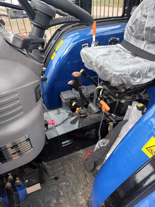 LOVOL TE-244 РЕВЕРС з кабіною