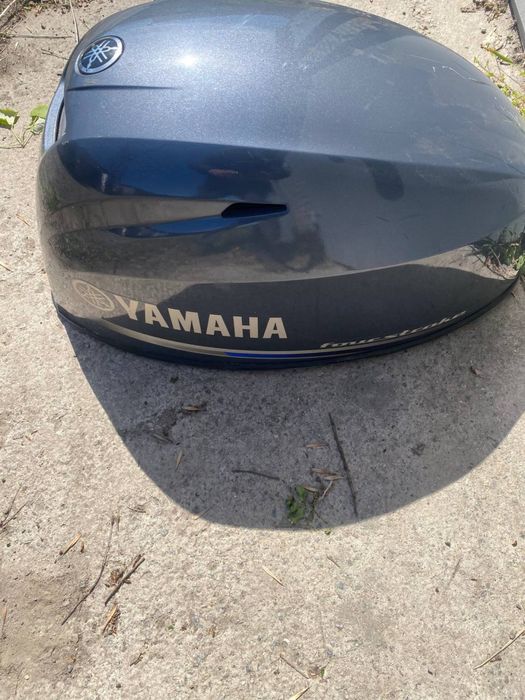 Колпак на лодочный мотор в отличном состоянии