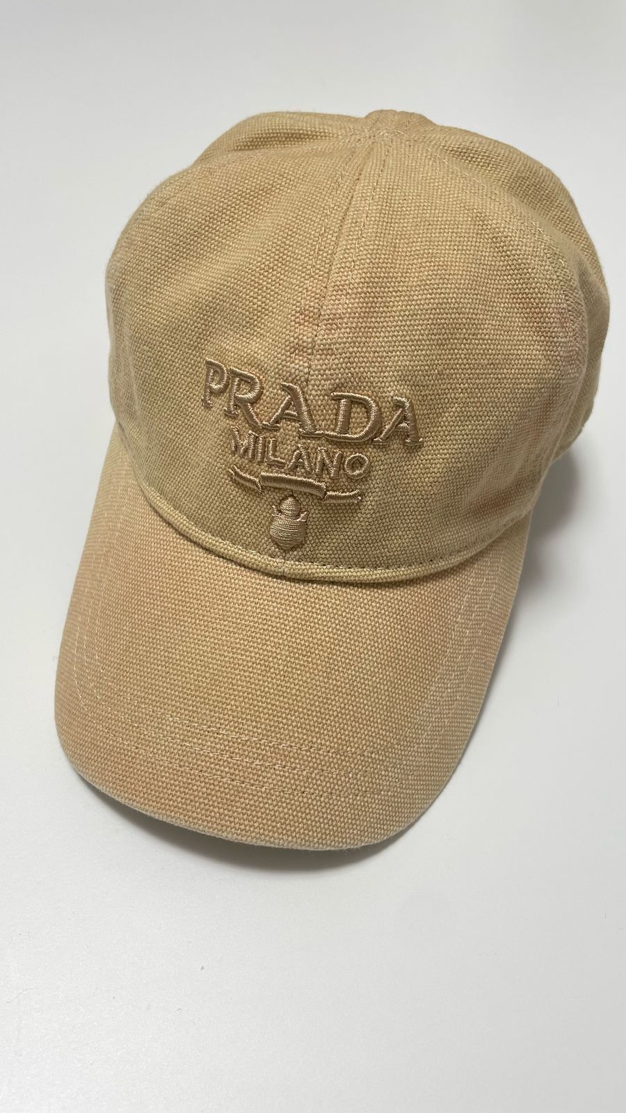 Prada бежева кепка розмір л 56-60см