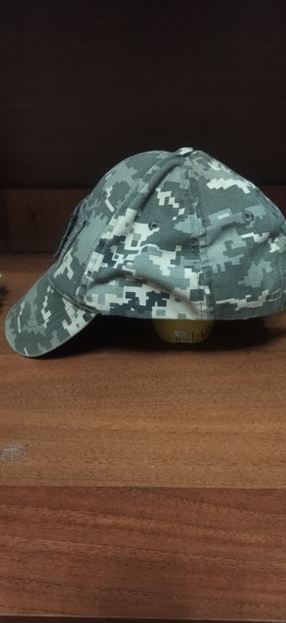 Кепка, бейсболка пиксель