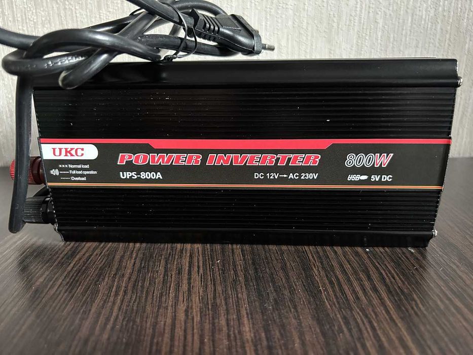 Инвертор Преобразователь Інвертор UKC 800W с Зарядкой UPS 12V 220V