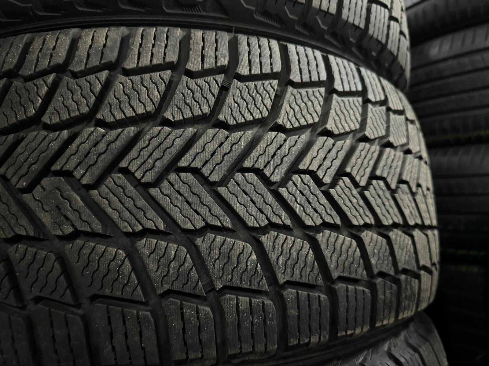 235/45/18 Michelin X-Ice Snow