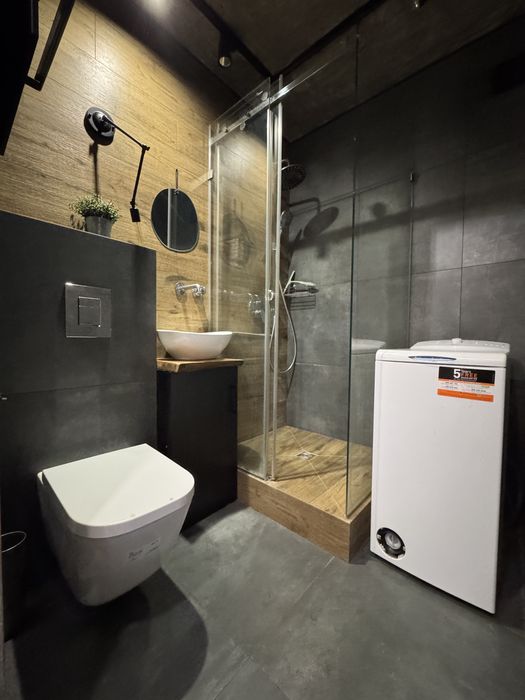 Затишна 2-кімнатна квартира 45 м², 3 поверх, вул. Довженка( Толстого)