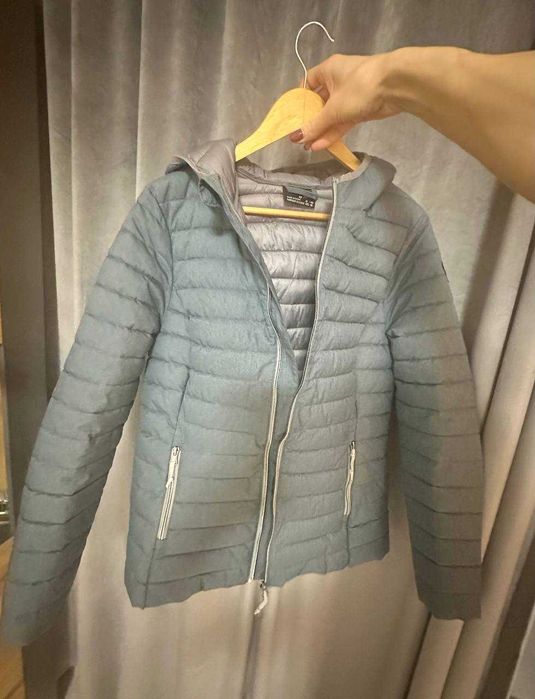 Демисезон куртка жіноча M-L