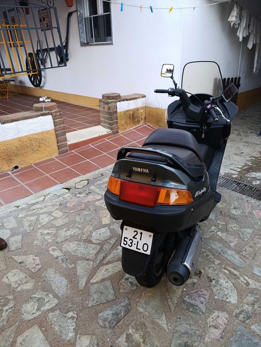 Vendo Yamaha Magesty