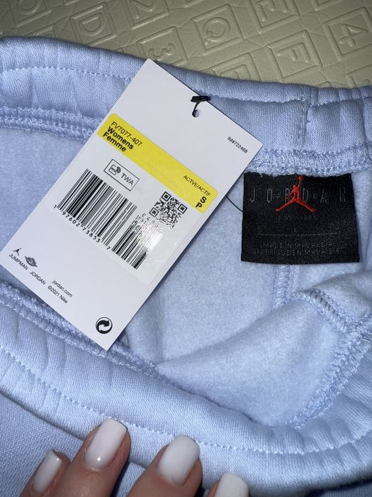 Штани Nike (жіночі) розмір s