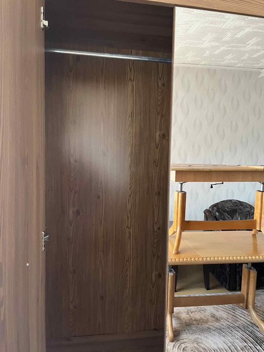 Zestaw szafa i komoda Black Red White bergen