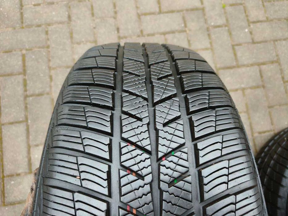 225/55 101V R17 BARUM Polaris 5 2021r 7.5mm ZIMOWE 4szt Opony Ładne