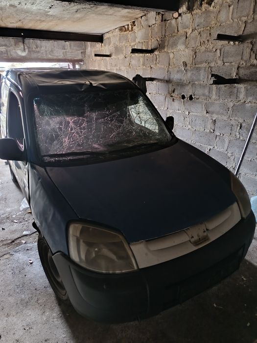 Продам Пежо партнер після прильту