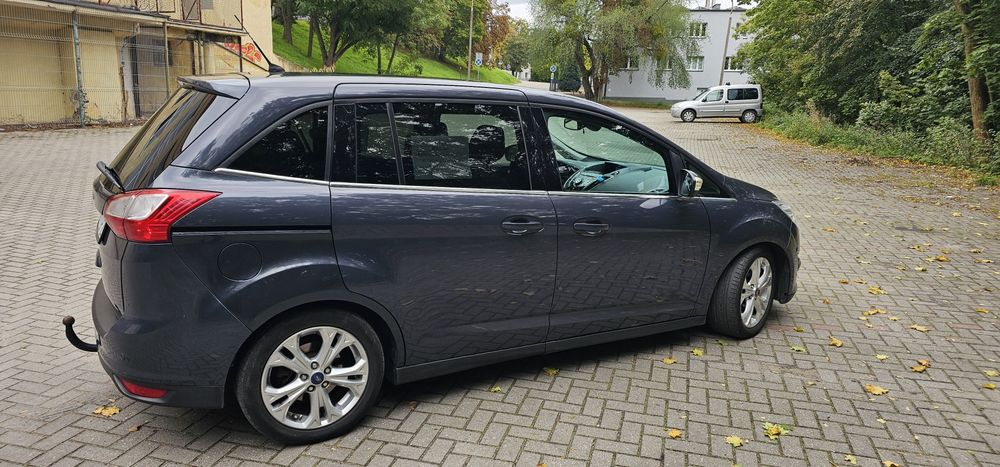 Sprzedam Ford Grand C-Max 2011 r  1.6 T 150 km  Lpg Możliwa zamiana.