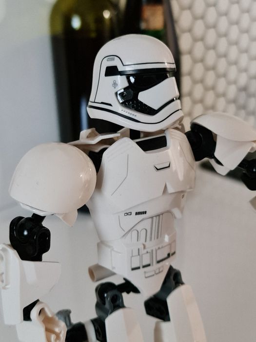 LEGO Star Wars 75114 Szturmowiec Najwyższego Porządku