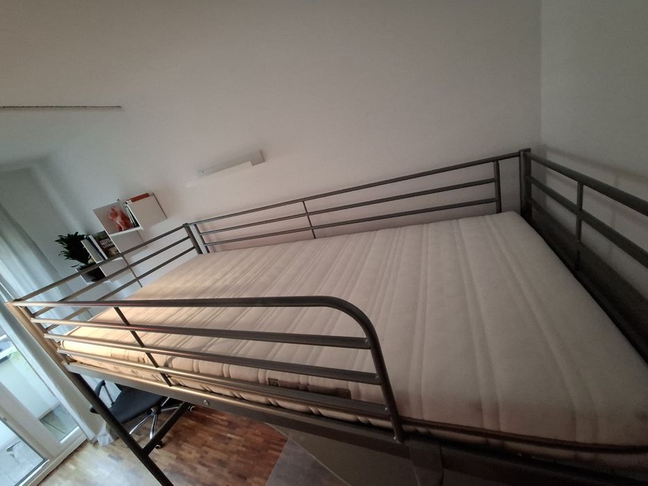 Łóżko na antresoli z biurkiem IKEA