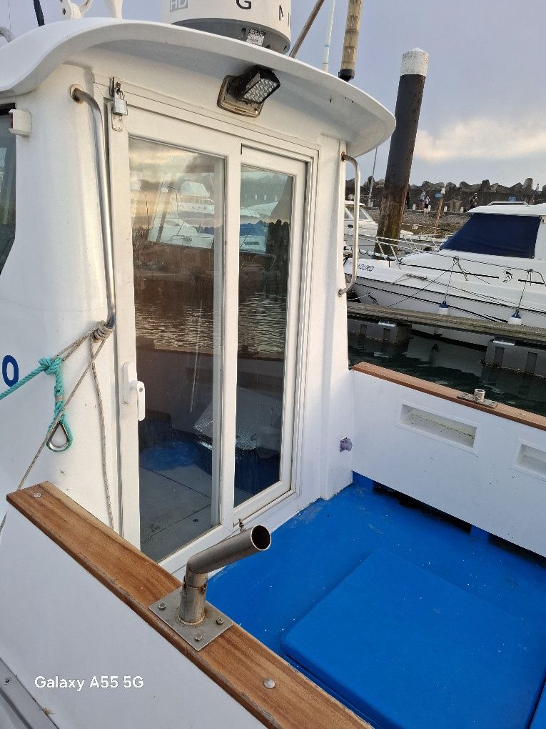 Barco de pesca desportiva class 4