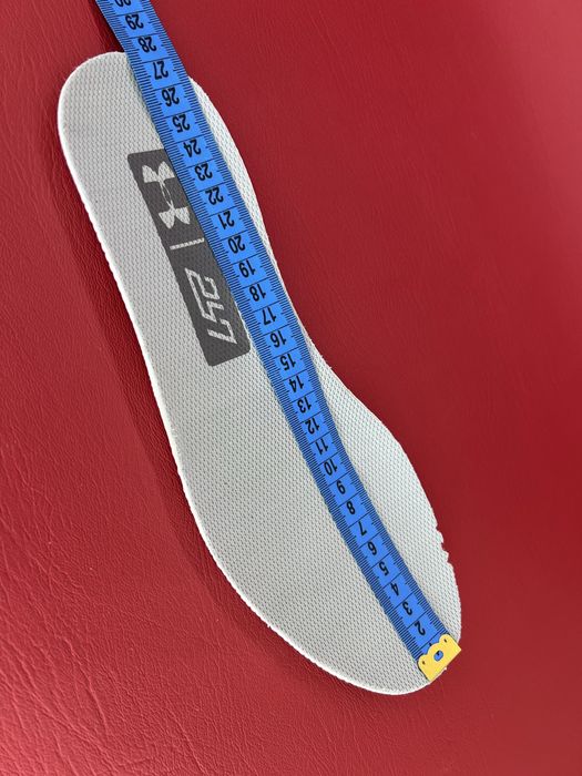 Кросівки  43р. Under Armour Charged 24/7 Low