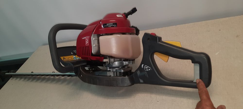 Corta sebes honda hhh25  stroke  Easystart  4 tempos