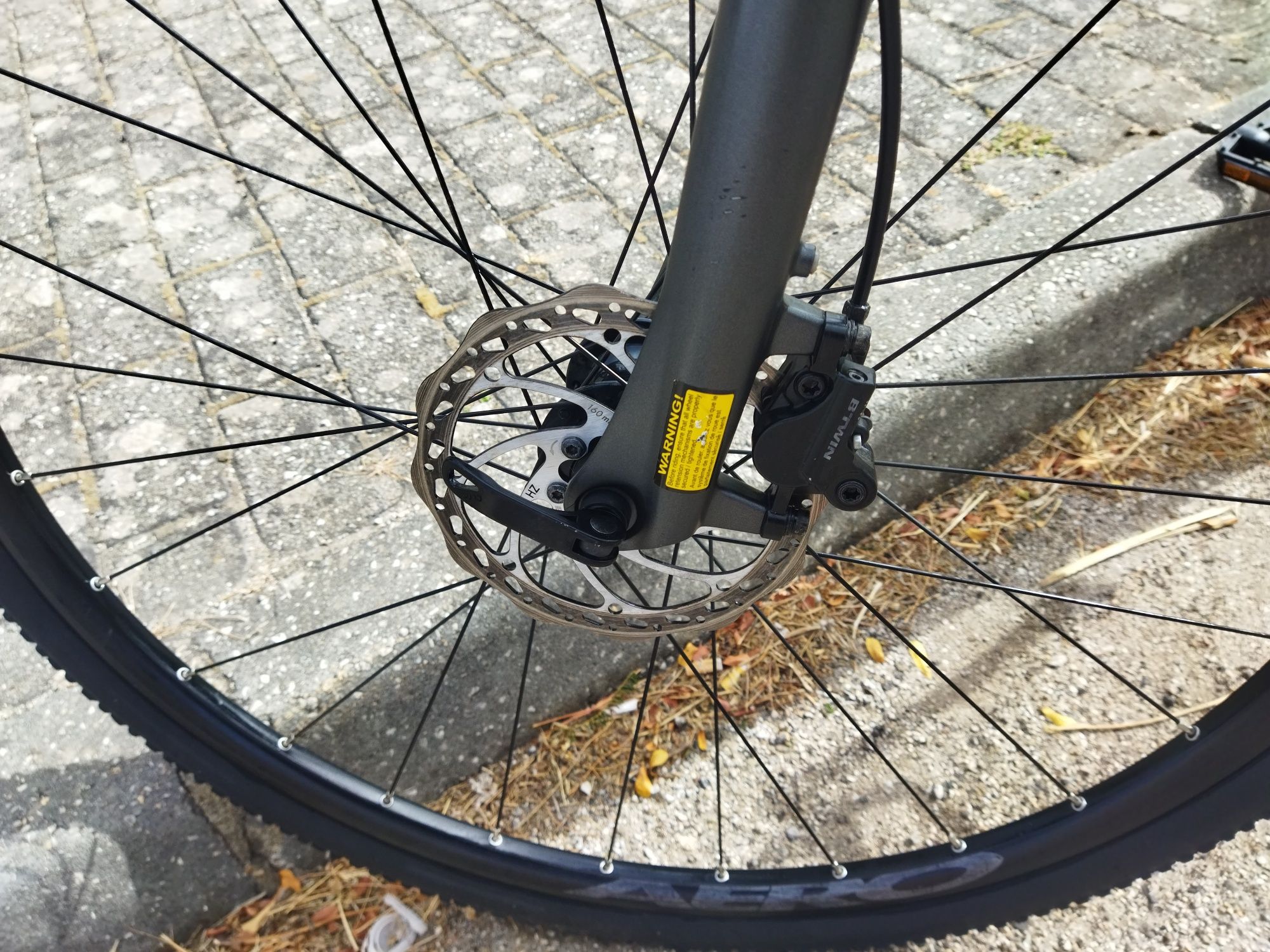 Bicicleta de Trekking Riverside 900 Cinza