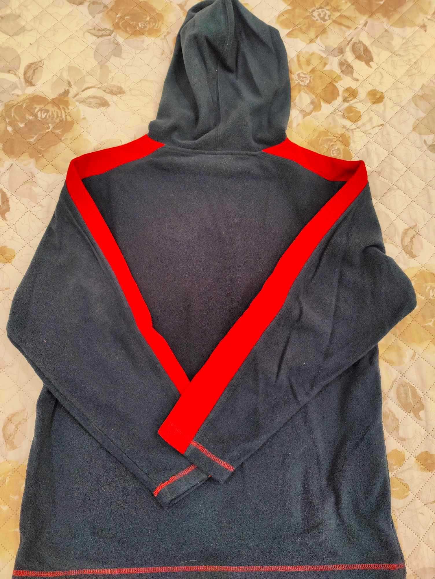 Camisola capuz tam. M Quebramar