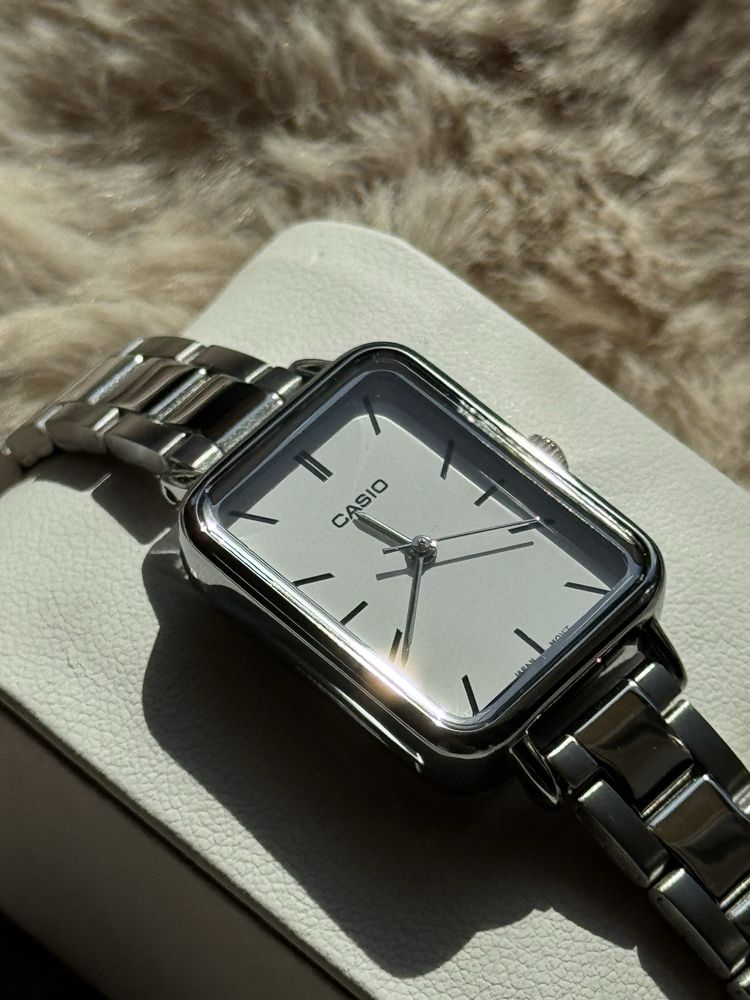Годинник жіночі Casio LTP-V009D-7E Оригінал Гарантія Часы