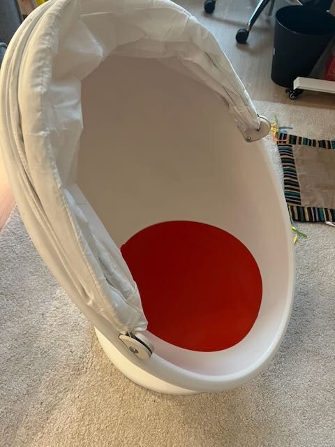 Поворотне крісло IKEA PS LÖMSK