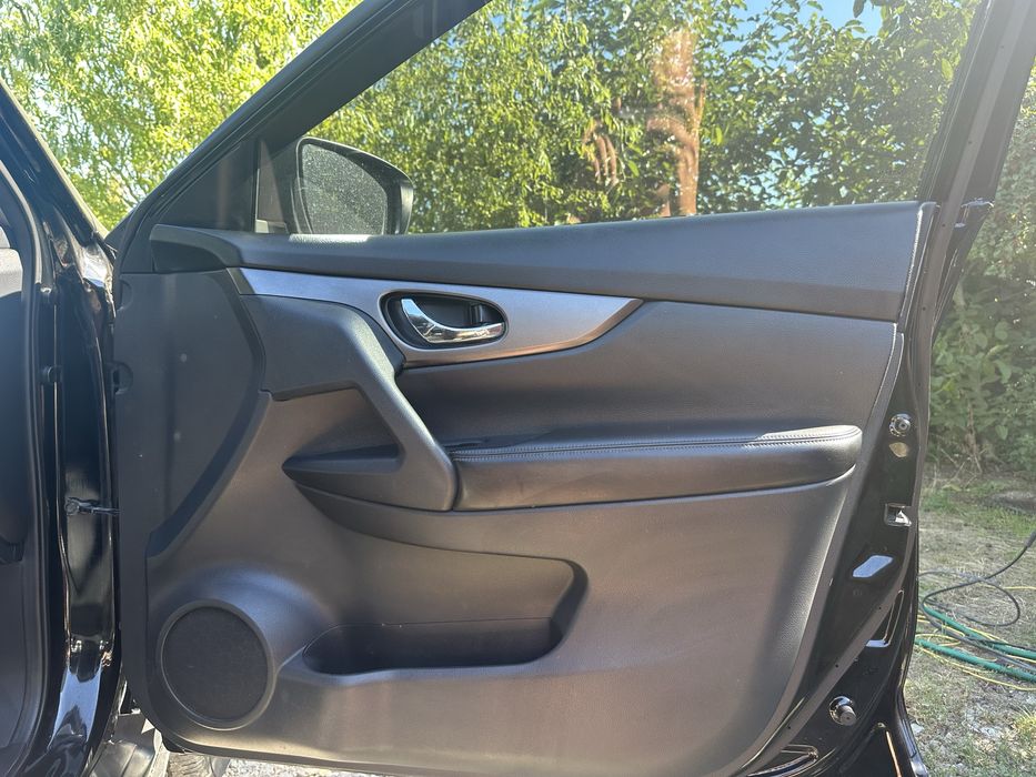 Авто Nissan  Rogue .Терміново.