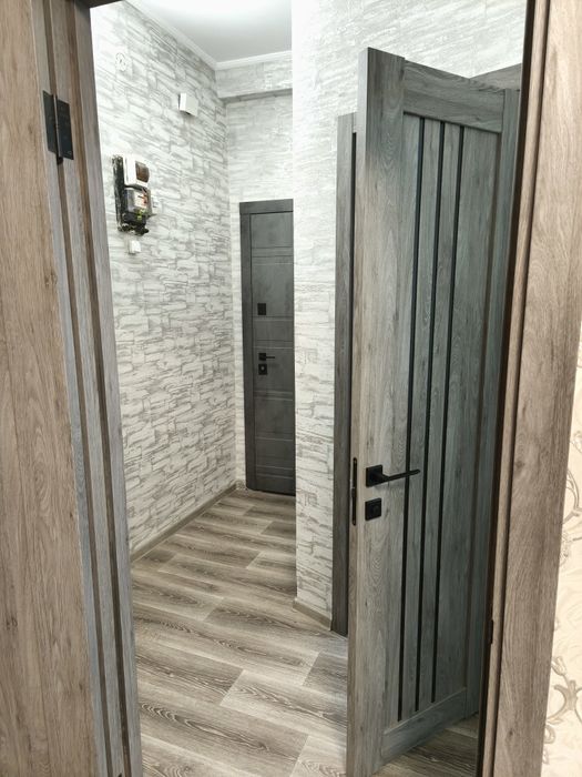 Продаю 2 кімнатну квартиру.  Ліски. Терміново! 2 КП.