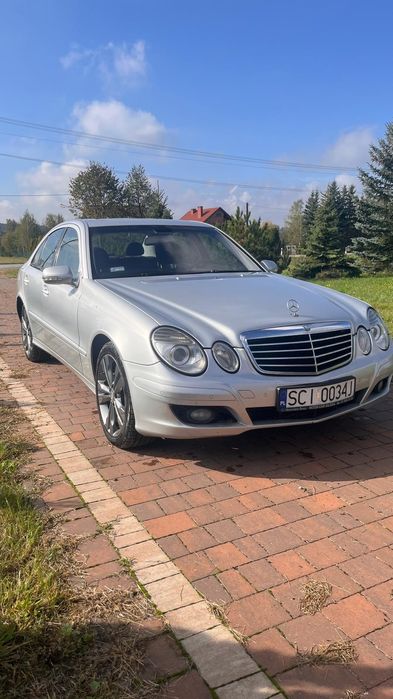 Mercedes Benz 220 cdi