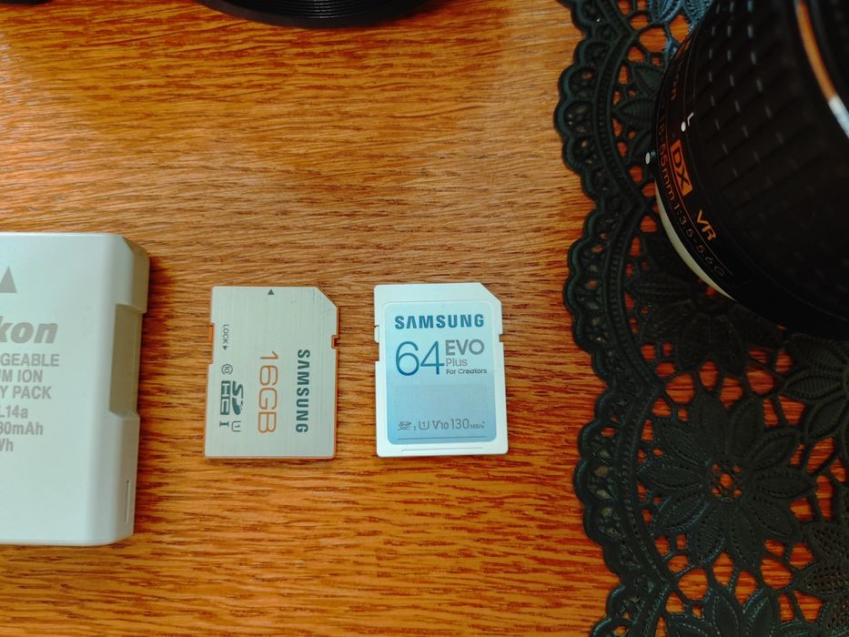 Aparat Lustrzanka Cyfrowa NIKON D5600 WIFI BLUETOOTH stan. Bdb.