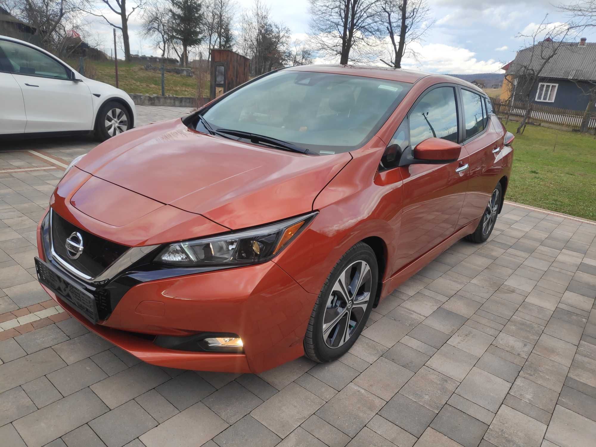 Nissan Leaf Sv Orange 40 KWH 2022