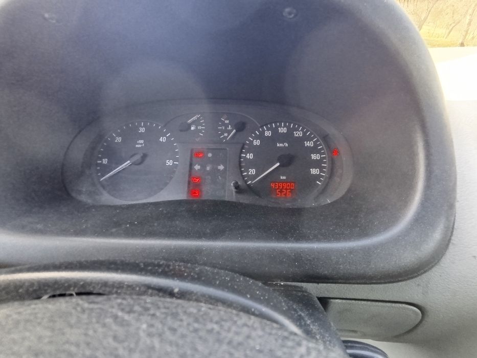 Sprzedam Opel Movano 2001 rok