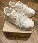 Sneackers Levis tijuana 2.0 rozm. 38