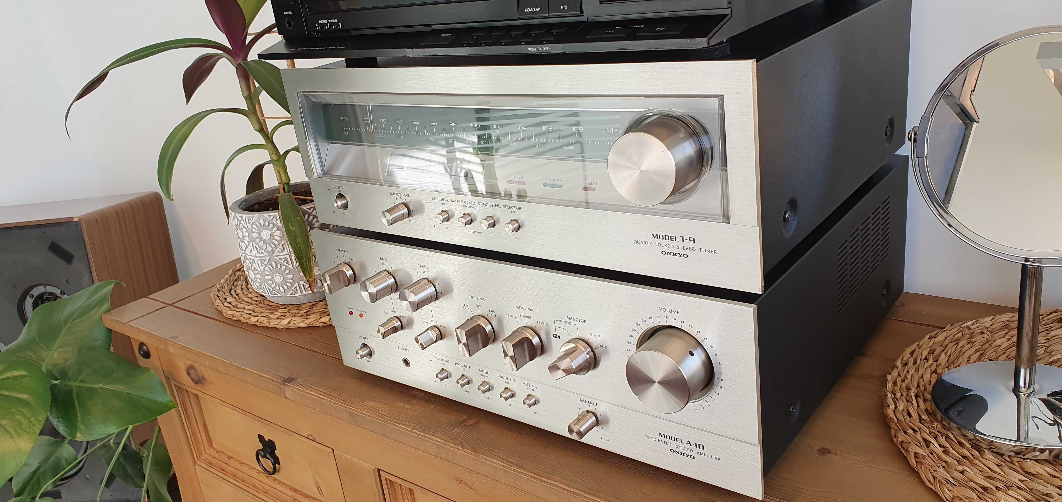 Wzmacniacz ONKYO A-10 , plus  Tuner ONKYO T-9   stan IDEALNY