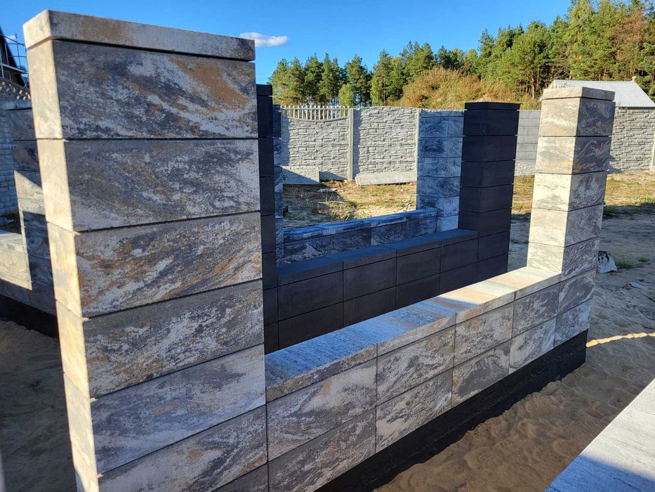 Pustaki ogrodzeniowe/Styrobud/Fronty/Ogrodzenia/ Panele 3D/2D