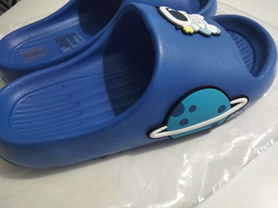 Chinelos criança Novos