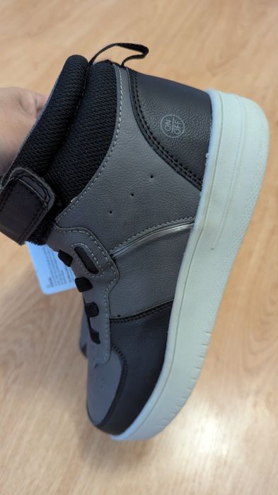 Дитячі хайтопи, ботинки