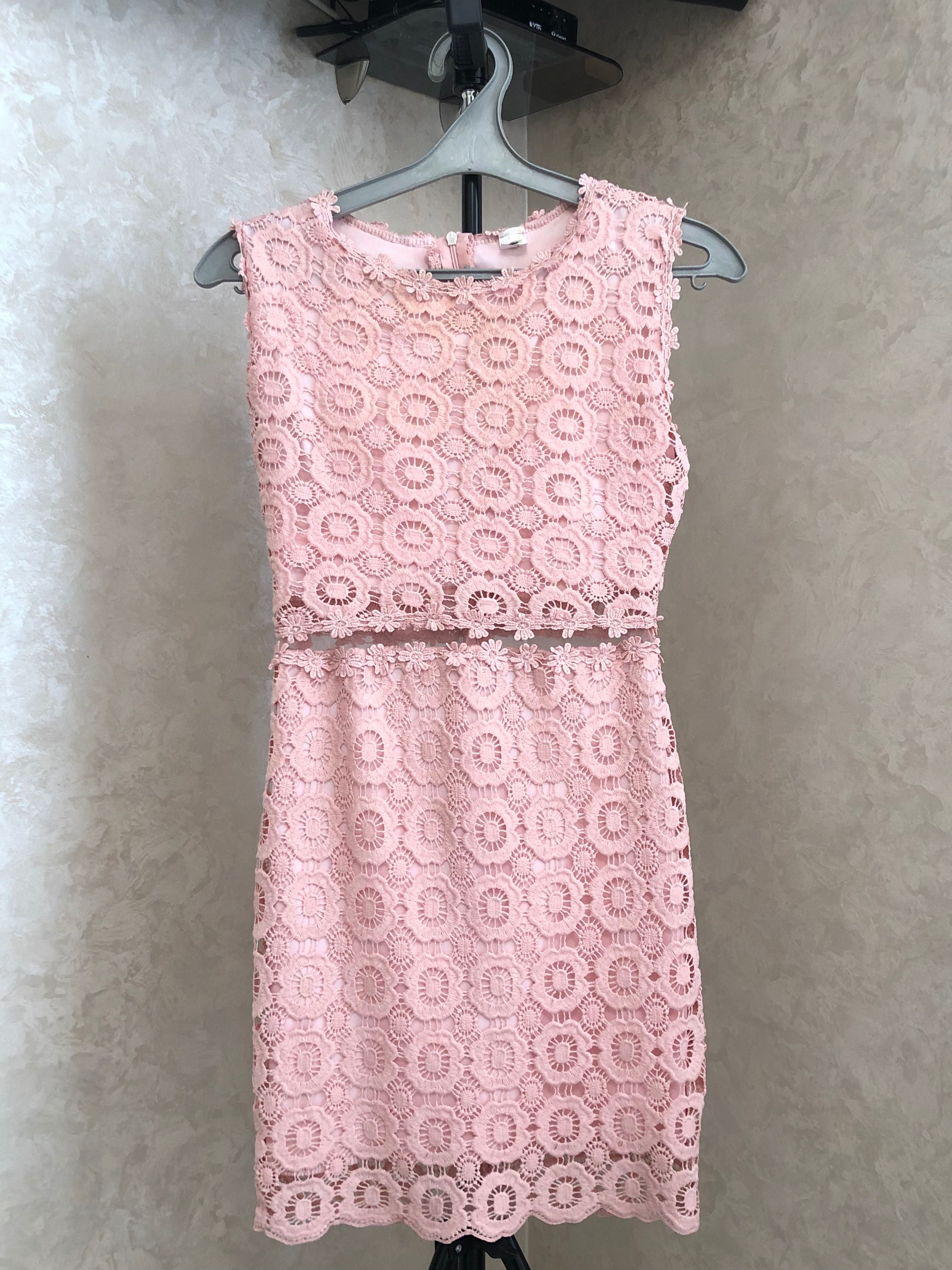 Плаття / сукня ніжно-рожевого кольору