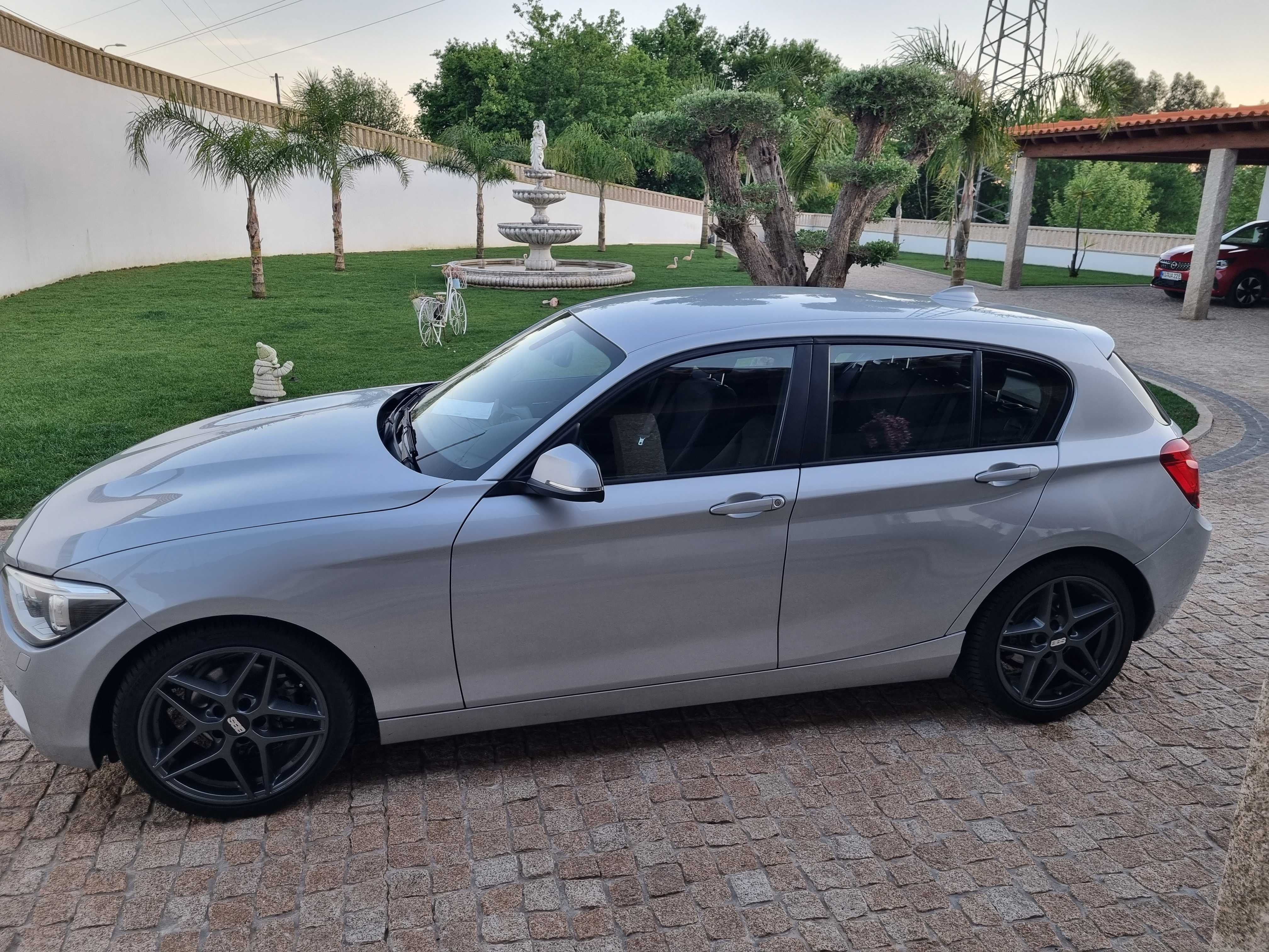 Bmw F20 116d Sport em estado de novo