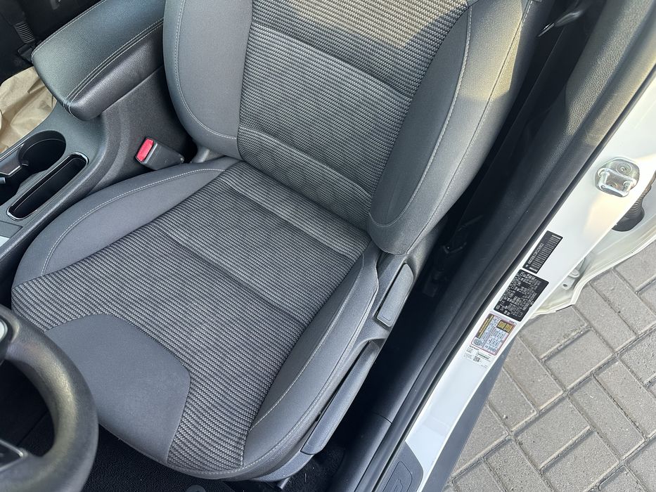 KIA Niro Hybrid ідеальний стан