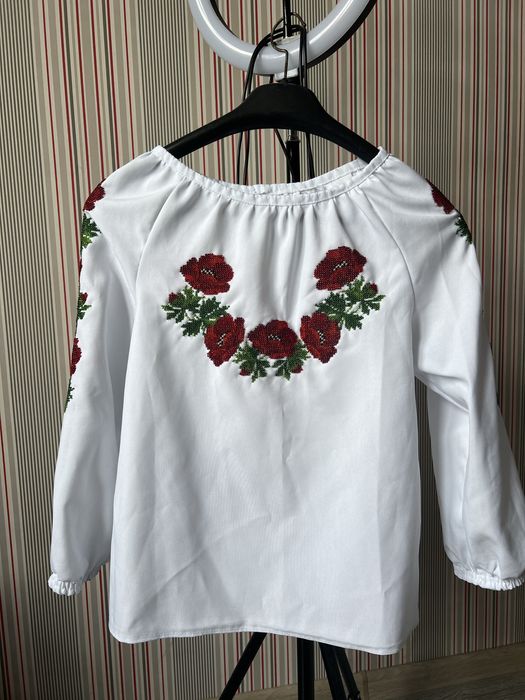 Вишита бісером сорочка дитяча/підліткова