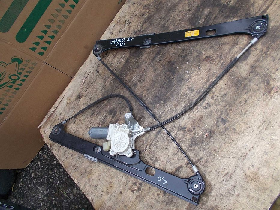mercedes VANEO 1.7 cdi 01r mechanizm podnośnik szyby przód