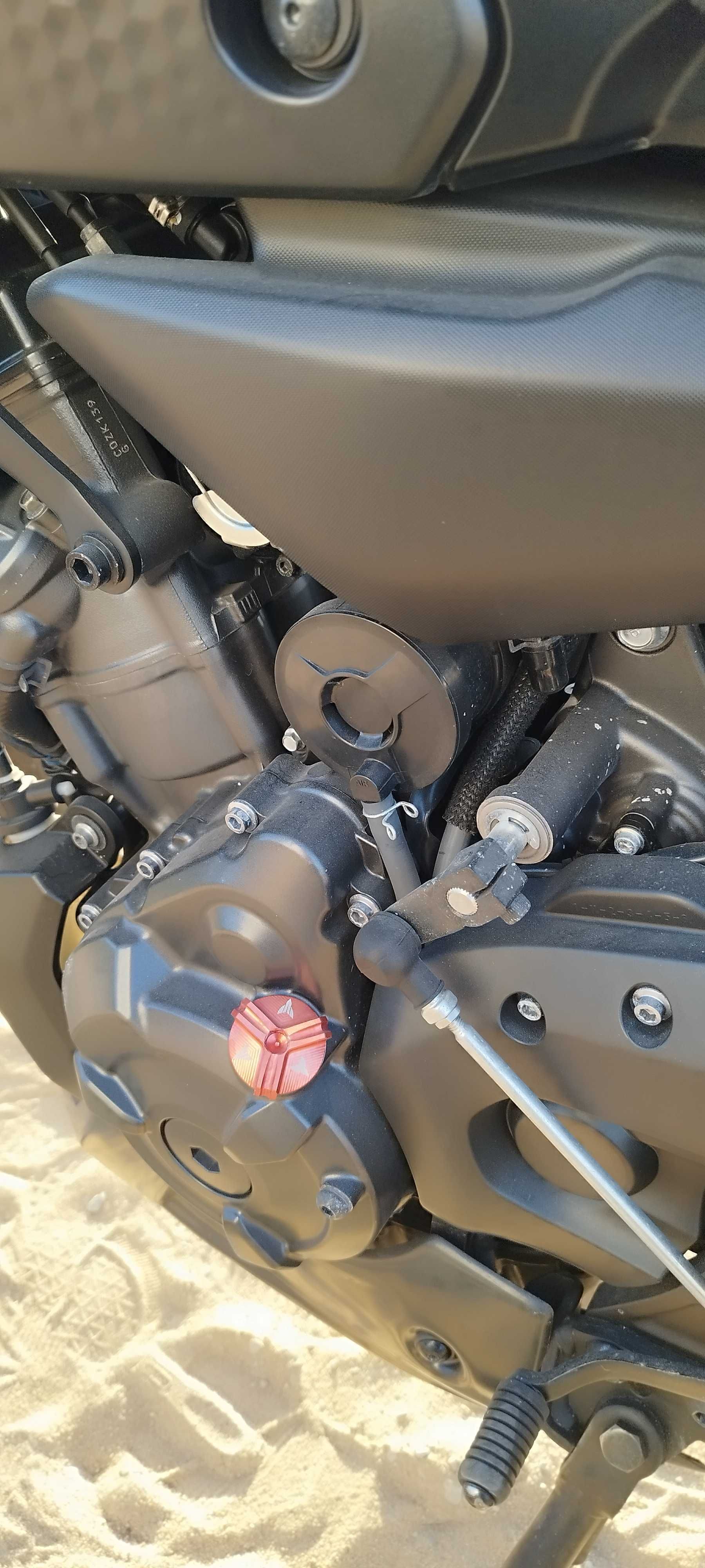 MT 07 - 2021 - 20k kms - Full Extras- OPORTUNIDADE