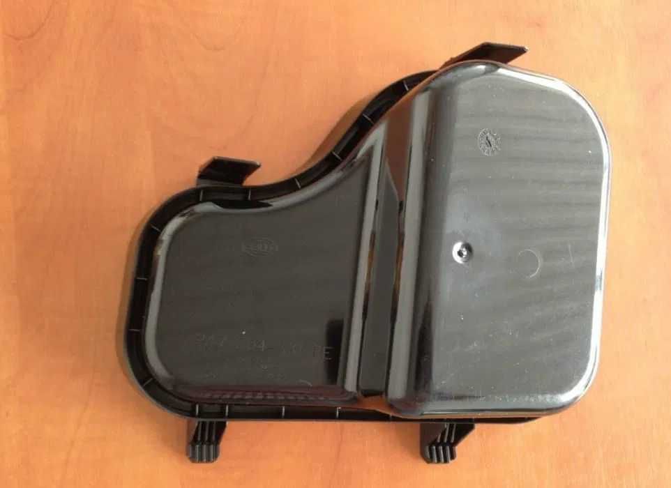 Кришка передньої фари MB Sprinter 906 2006г-