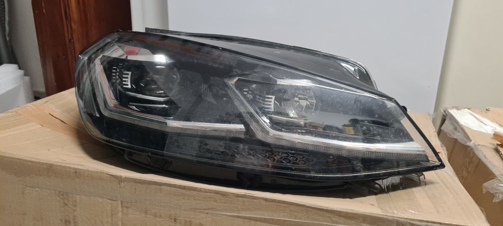 Faróis/Ópticas Led Golf 7 7.5 Excelente estado