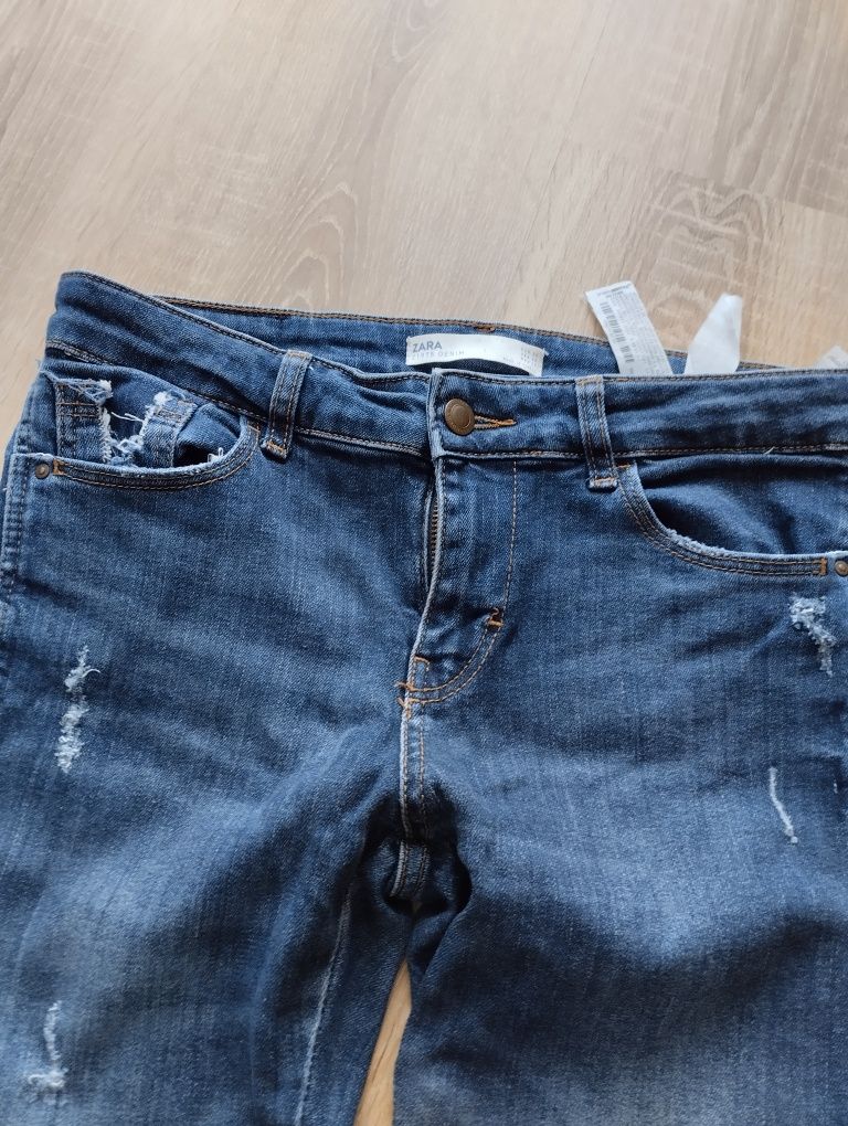 Sprzedam spodnie Zara jeans 38