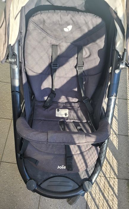 Joie Litetrax 4 DLX Coal – wózek spacerowy plus gratisy