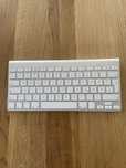 Apple Apple A1314 bezprzewodowa klawiatura